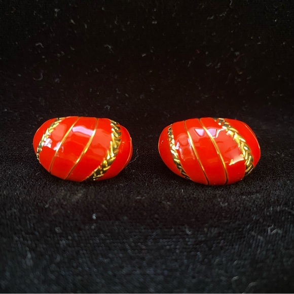 Vintage QVC Joan Rivers Classics Collection “Nautical J Hoop” Red Clip Earrings - Picture 2 of 5